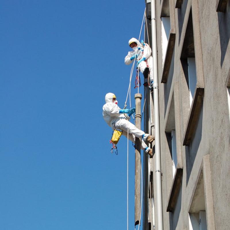 Dépose d’Amiante bâtiment en hauteur